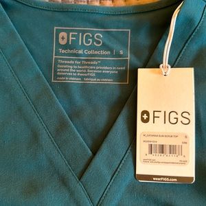 NWT Caribbean Blue Figs Catarina Scrub Top size S